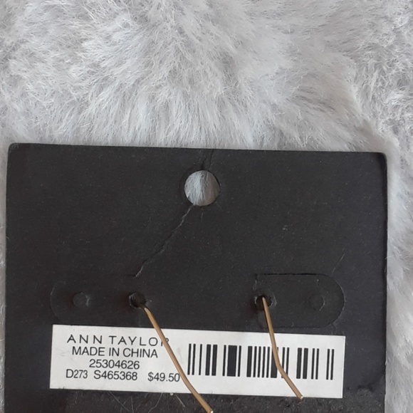 Ann Taylor earrings - Picture 2 of 2